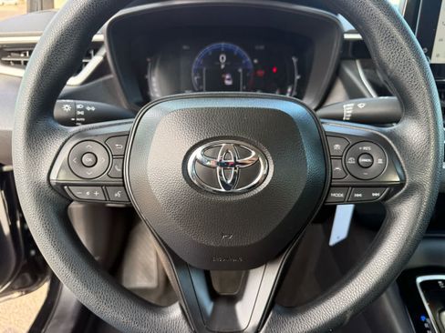 Used 2026 Toyota Corolla LE FWD image 19