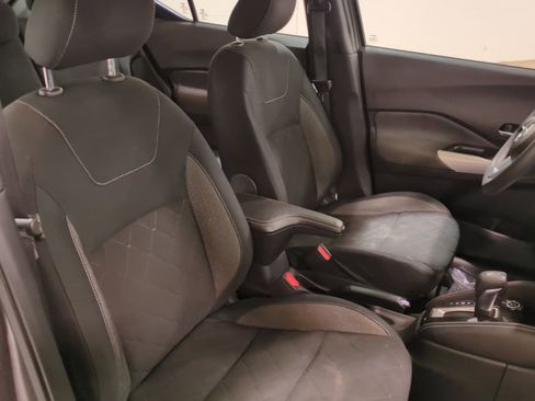 Used 2020 Nissan Kicks SV image 12