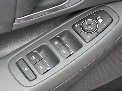 Used 2020 Hyundai Sonata SEL FWD image 11
