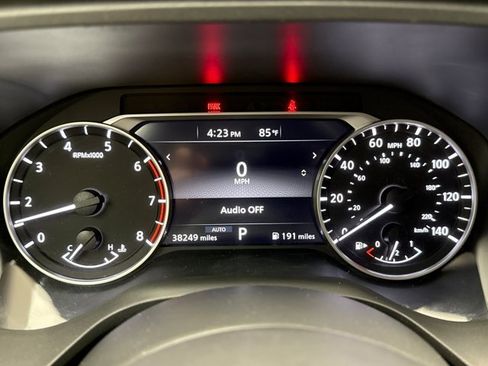 Used 2023 Nissan Rogue S AWD/4WD image 13