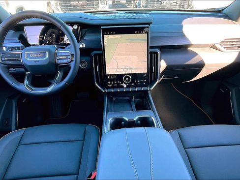 New 2026 GMC Acadia AT4 w/ Luxury Package image 5