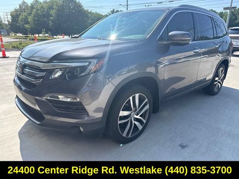 Used 2017 Honda Pilot Elite image 4