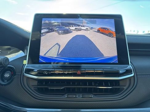 New 2026 Jeep Compass Latitude image 15