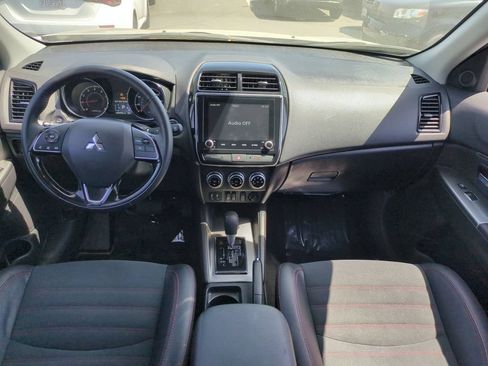 Used 2025 Mitsubishi Outlander Sport SE AWD/4WD image 24