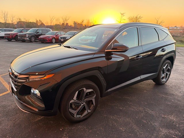 Used 2023 Hyundai Tucson Limited AWD/4WD image 1
