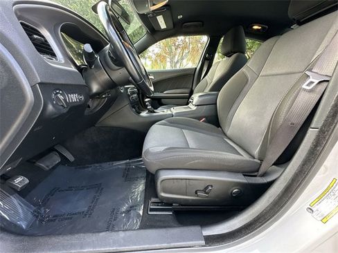 Used 2022 Dodge Charger SXT image 14