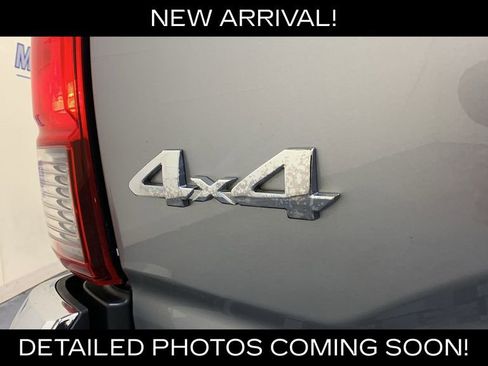 Used 2019 Toyota Tacoma SR5 AWD/4WD image 20