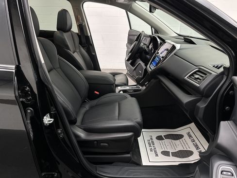 Used 2023 Subaru Ascent Limited w/ Technology Package AWD/4WD image 25