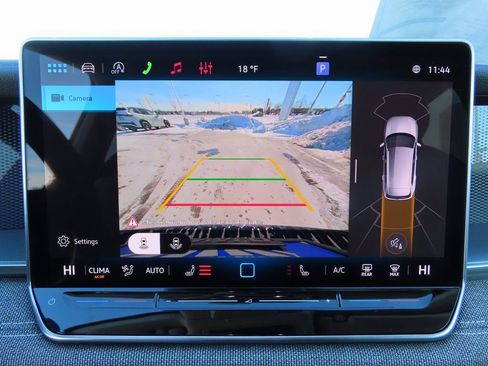 New 2026 Volkswagen Tiguan S image 7