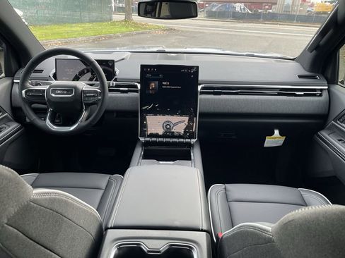 New 2026 GMC Sierra EV Elevation image 19