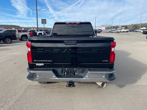Used 2024 Chevrolet Silverado 2500 LTZ w/ LTZ Convenience Package image 5