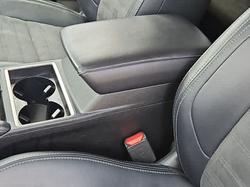Used 2024 Mitsubishi Outlander SE FWD image 10