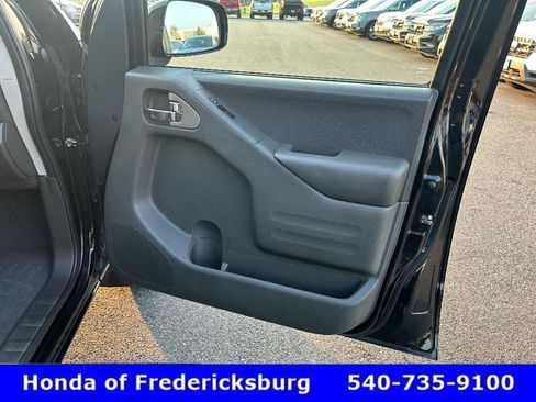Used 2019 Nissan Frontier PRO-4X AWD/4WD image 13
