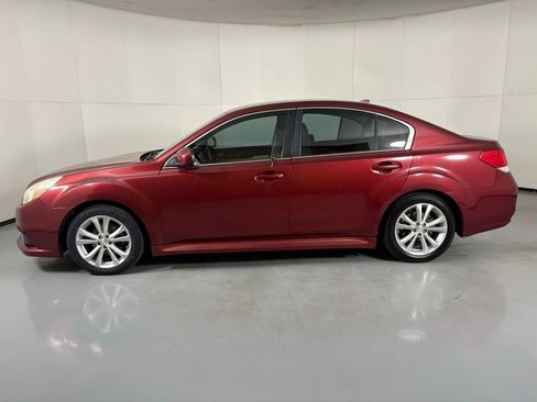 Used 2013 Subaru Legacy 2.5i Limited image 6