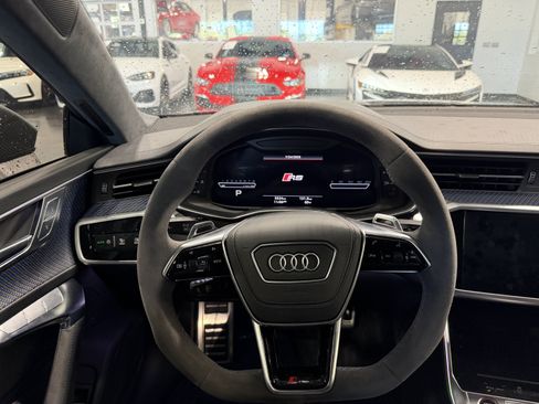 Used 2025 Audi RS 7 Performance AWD/4WD image 12