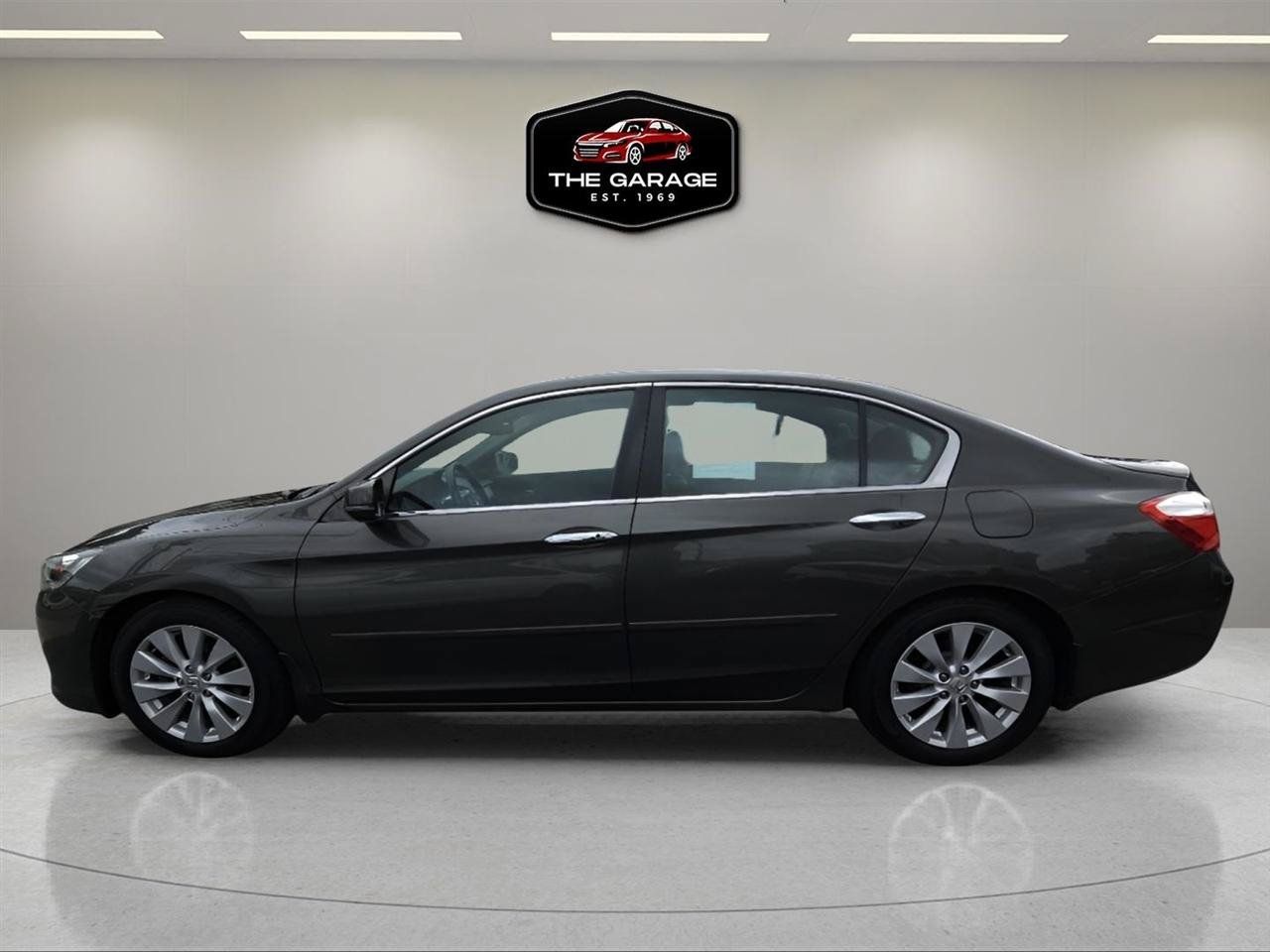 Used 2015 Honda Accord EX-L image 3
