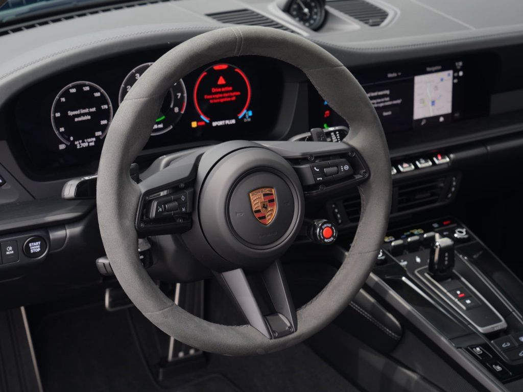 Used 2026 Porsche 911 Carrera GTS RWD image 36