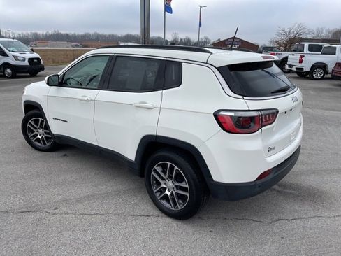 Used 2018 Jeep Compass Latitude w/ Popular Equipment Group image 7