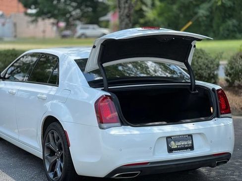 Used 2021 Chrysler 300 S RWD image 39