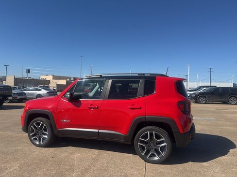 Used 2021 Jeep Renegade Limited image 12