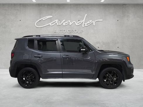Used 2023 Jeep Renegade Altitude AWD/4WD image 17