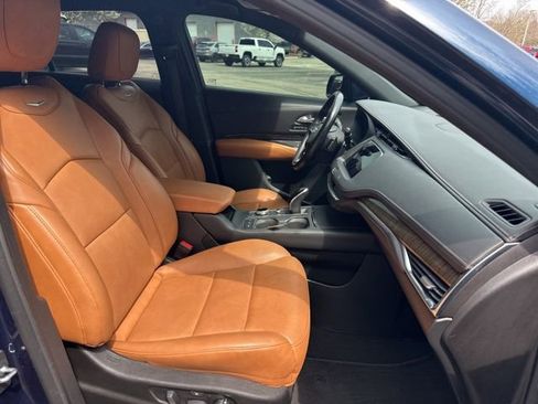 Used 2021 Cadillac XT4 Premium Luxury AWD/4WD image 30