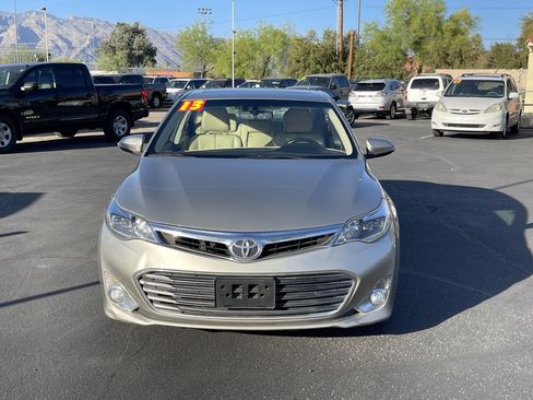 Used 2013 Toyota Avalon Limited FWD image 8