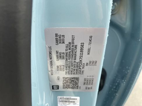 Used 2025 Chevrolet Colorado LT image 33