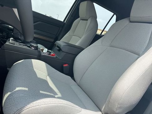 Used 2025 Toyota 4Runner SR5 AWD/4WD image 8