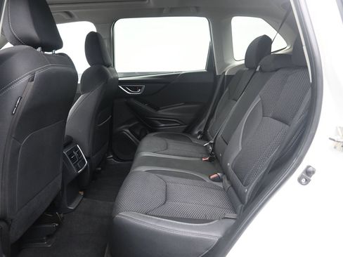Used 2019 Subaru Forester Premium w/ All-Weather Package AWD/4WD image 20