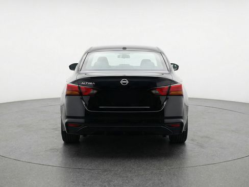 Used 2025 Nissan Altima 2.5 SV image 7