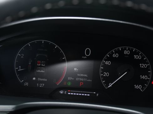 Used 2025 Honda Civic Sport image 13