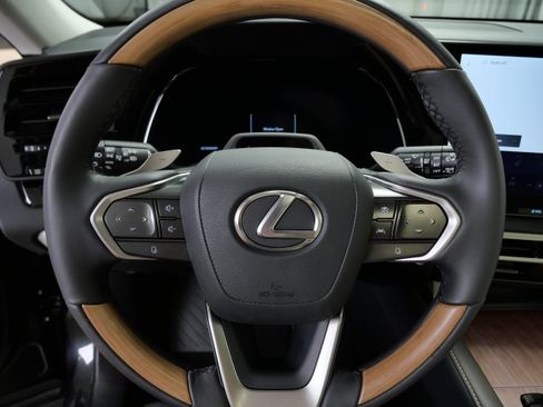 Used 2025 Lexus RX 350 w/ Convenience Package AWD/4WD image 22