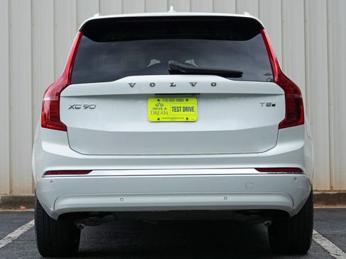 Used 2025 Volvo XC90 T8 Plus AWD/4WD image 11
