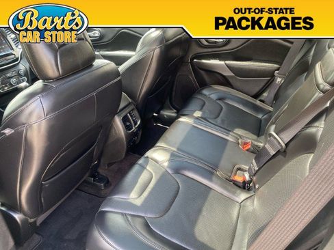 Used 2019 Jeep Cherokee Limited AWD/4WD image 21