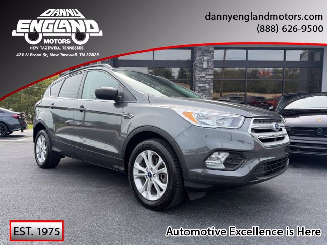 Used 2018 Ford Escape SE w/ SE Sync 3 Package AWD/4WD image 1