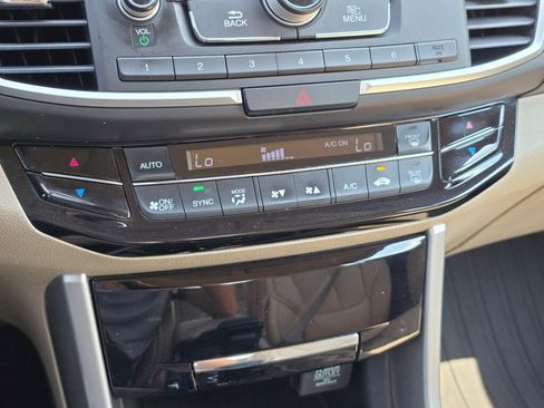 Used 2016 Honda Accord LX image 24