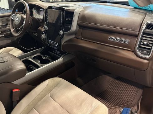 Used 2025 RAM 1500 Laramie AWD/4WD image 36