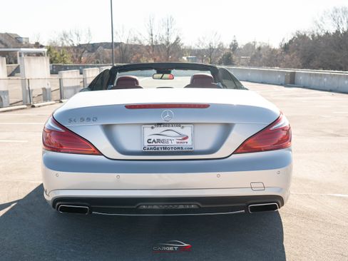 Used 2013 Mercedes-Benz SL 550 image 6