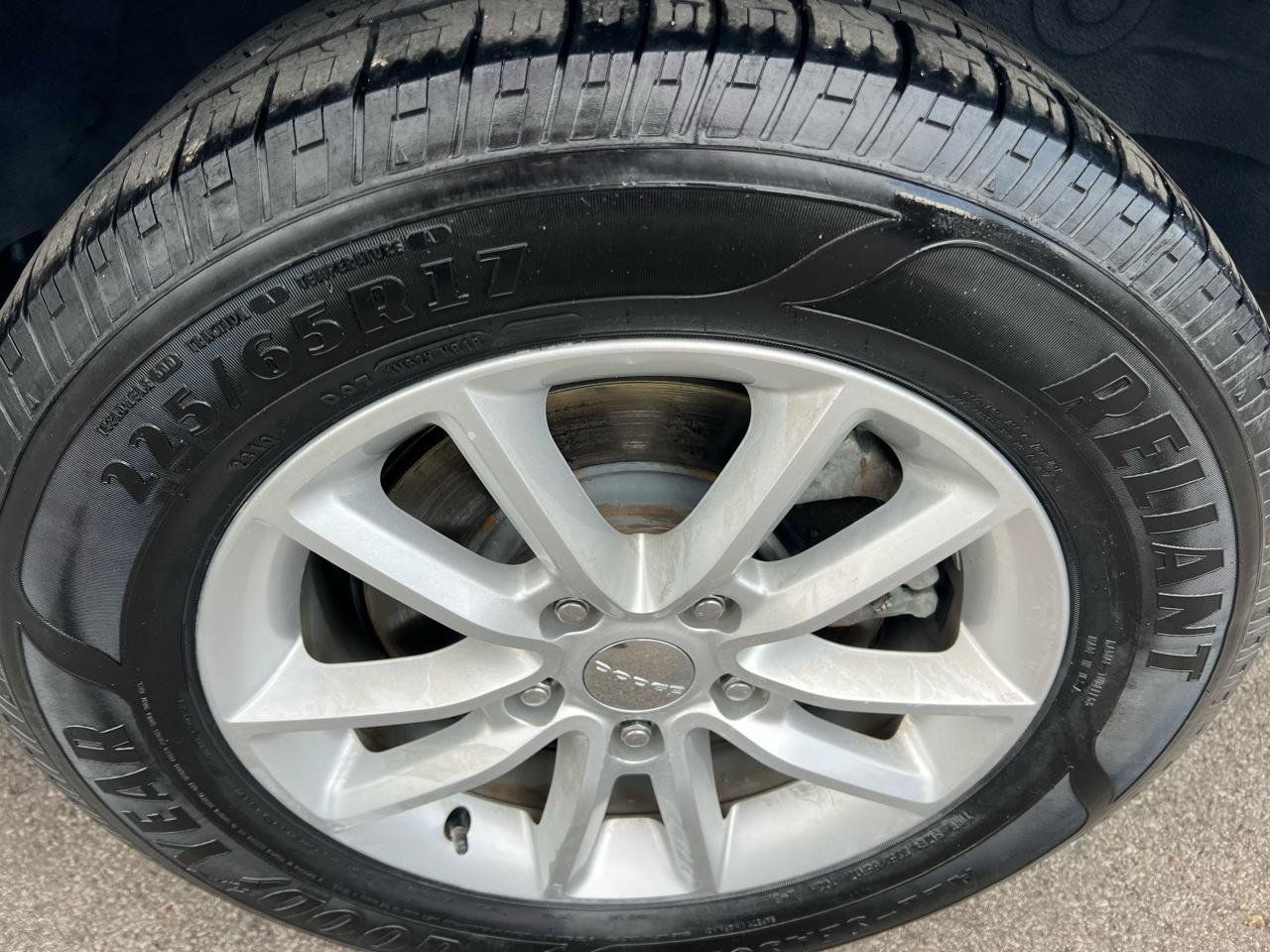 Used 2019 Dodge Grand Caravan SXT FWD image 4