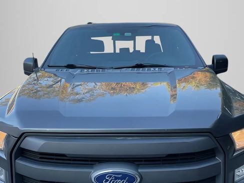 Used 2015 Ford F150 Lariat image 21