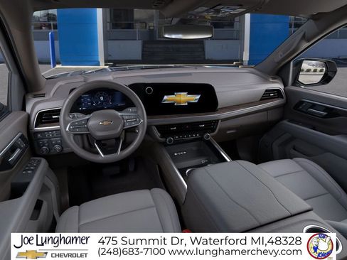 New 2026 Chevrolet Suburban LT image 15