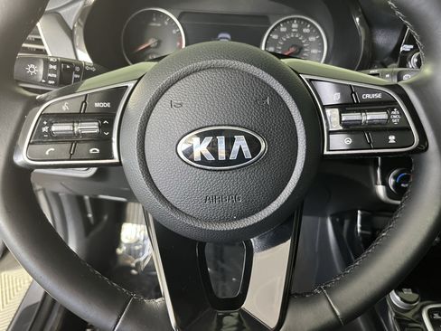 Used 2021 Kia Seltos SX w/ SX Sunroof Package AWD/4WD image 23