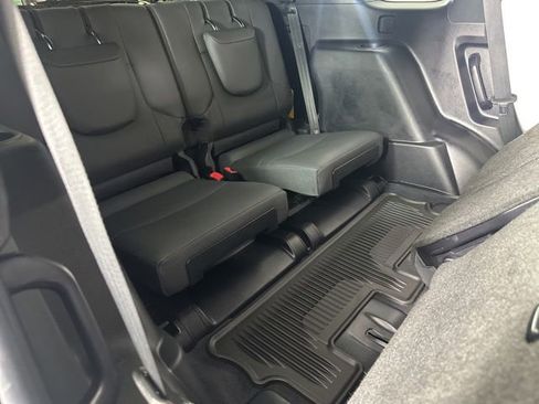 Used 2023 Lexus GX 460 Premium w/ Premium Package AWD/4WD image 25