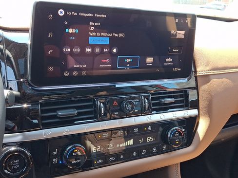 New 2026 Nissan Pathfinder Platinum AWD/4WD image 13