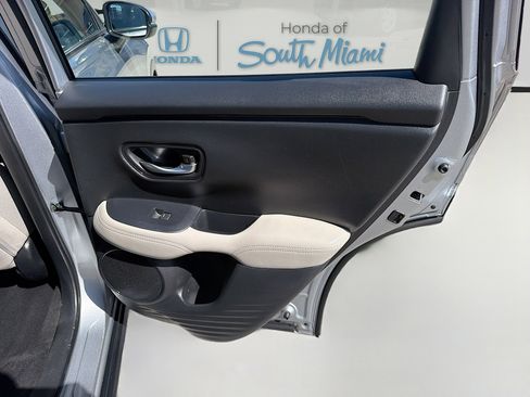 Used 2024 Honda HR-V LX image 29