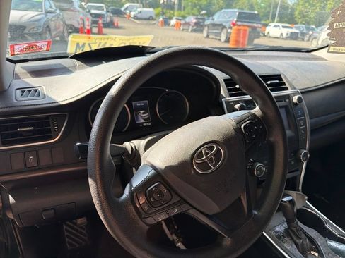 Used 2017 Toyota Camry LE w/ Protection Package (Q2) FWD image 10