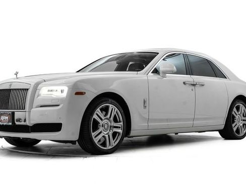 Used 2016 Rolls-Royce Ghost RWD image 7