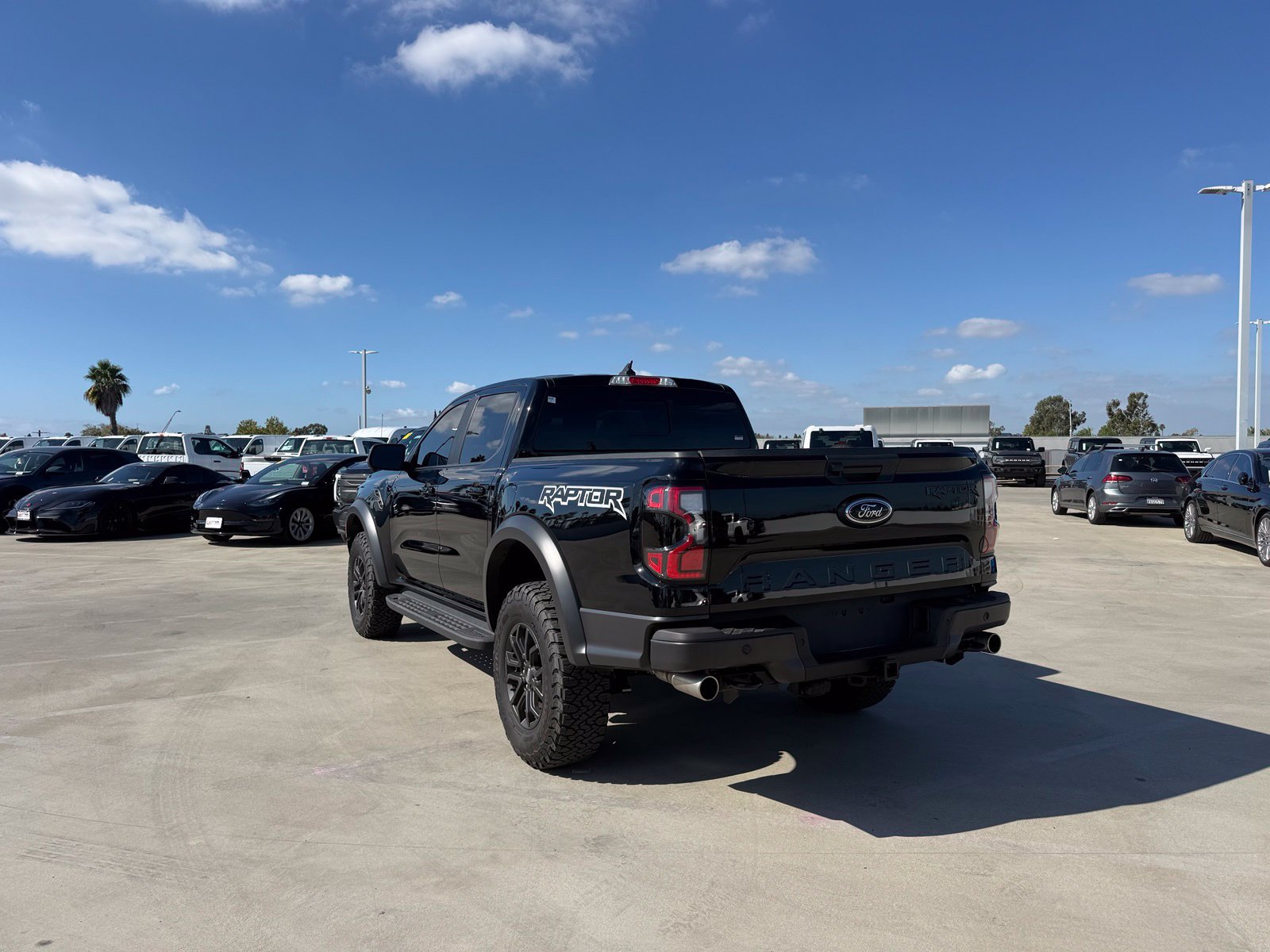 Used 2025 Ford Ranger Raptor AWD/4WD image 2