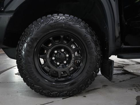 Used 2023 GMC Sierra 1500 AT4X w/ AT4X AEV Edition AWD/4WD image 32